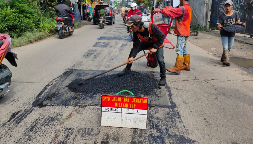 37 Titik di Ruas Jalan Jalur Mudik di Kabupaten Tangerang Diperbaiki