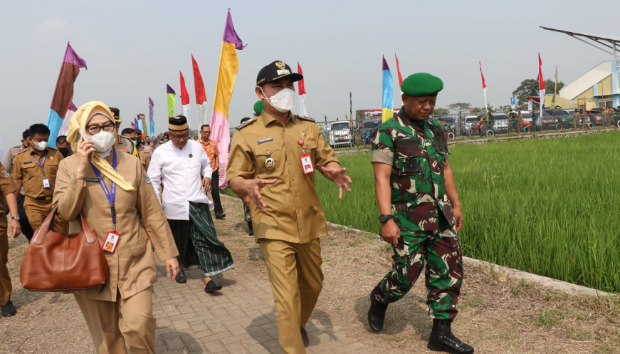 Wabup H. Mad Romli: TMMD Perkokoh Kemanunggalan dan Sinergitas TNI Bersama Rakyat dan Pemerintah